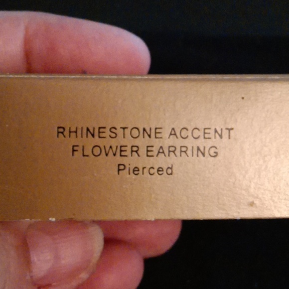 Avon Floral Earrings with Pink and Blue Accents - Picture 3 of 4